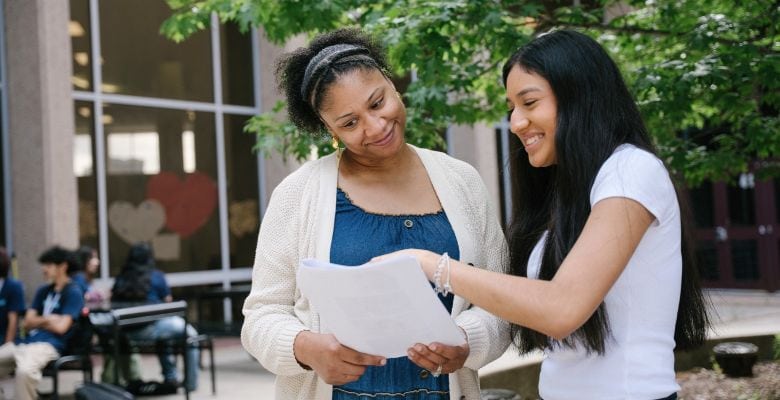 How to Help Students Adjust to College